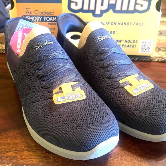SKECHERS Hands-Free Slip-ins NEW in Box - Navy w/light gray outsole - Size 8 Med - Picture 9 of 16